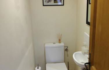 Spacious Ski Chalet In Traditional French Village, sleeps 8, Four Star with fibre broadband - Photo 59