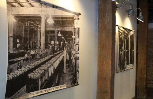 Luxéry Stay Chicago - Themed Units! Close to Downtown, McCormick Place & Wintrust Arena - Photo 23