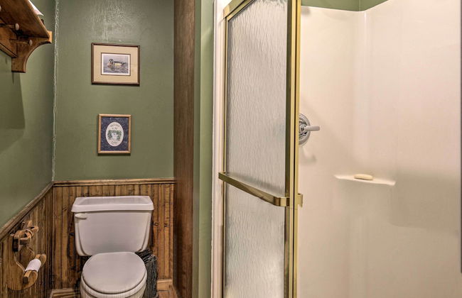 Lakefront Escape with Fishing Pier and Snowmobiling! - Foto 28