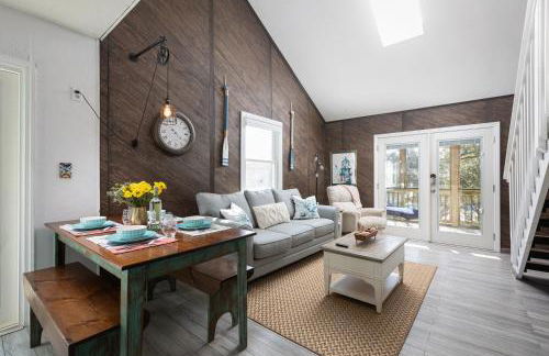 Oceanside Cottage -3BDR 2BA-Walk to Beach! - Foto 16