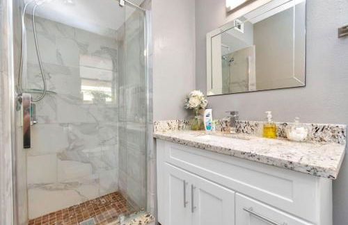 H Town Hideout SLPS 10 KingBD Fire Pit - Foto 34