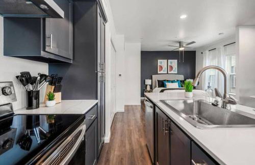 Cozy Studio With Private Parking Near Tx Med Ctr - Foto 12