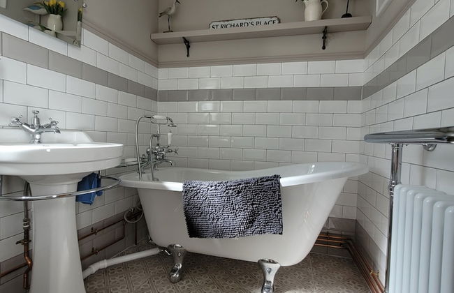 Charming 2-bed Cottage on Outskirts of Beverley - Foto 13