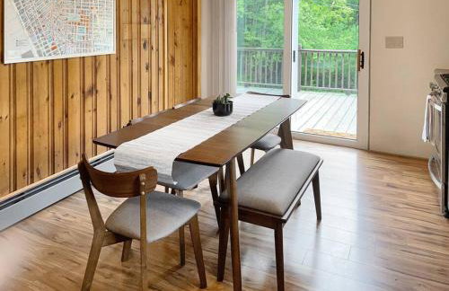 Haven Retreat in Catskills w Hot Tub & Bar Hall - Foto 12