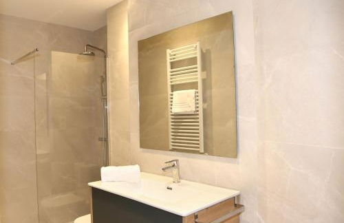 Piso de 3 habitaciones frente a la Catedral - Foto 25