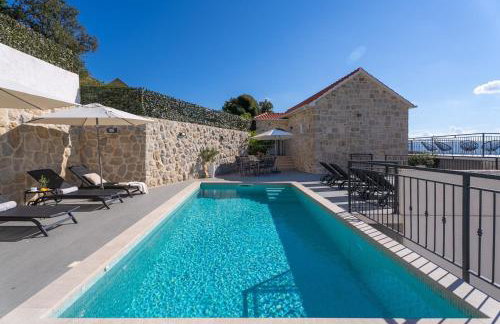 Villa KING with private pool with hydromassage, 4 bedrooms, 3km from sea and town Omiš - Foto 38