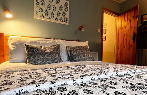 Chapter Cottage, Cheddleton Nr Alton Towers, Peak District, Foxtail Barns, the Ashes - Photo 31