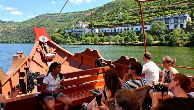 Tour de viñedos y bodegas por el Valle del Duero - Foto 3