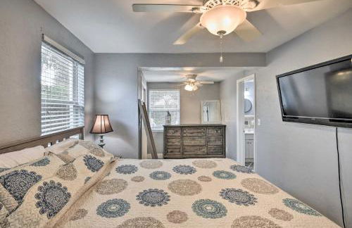 Ormond Beach Home with Screened Porch, Walk to Shore - Photo 16