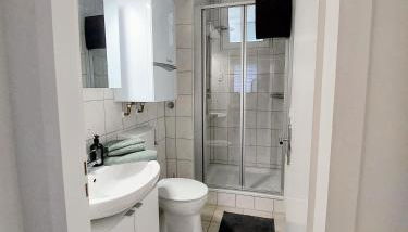 Helle, moderne Wohnung, 2 Schlafzimmer, Nähe Düsseldorf, W-LAN - Foto 4