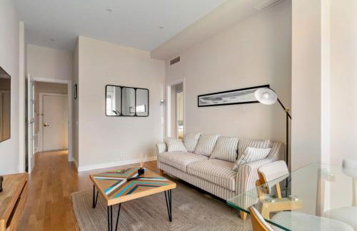 Bright with views - 2Bd 1Bth- Av América - Photo 2