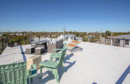 The Look-Out Private Rooftop 5 Minutes to the Beach & DownTown - Foto 46
