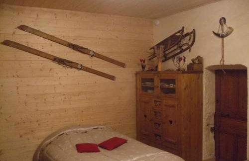 Chalet montagne 11 p Grand Massif 100 m télécabine - Photo 1