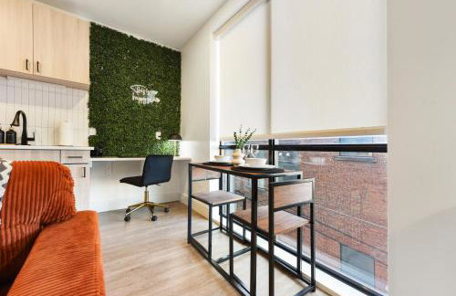 King Bed, Free Parking, Near UPMC, Pitt & CMU - Foto 18