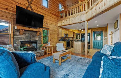 4BR Cabin with Ski Resort, Mtn Views & Hot Tub - Foto 22