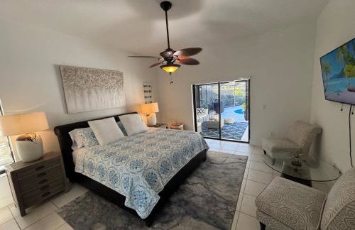 Three-Bedroom House - Best area-Heated Pool-Spa and Sauna Close to Beaches - Foto 31