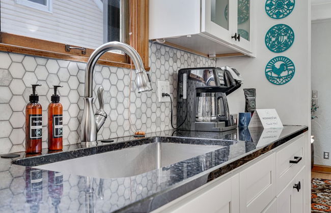 Edina Escape - Photo 11