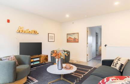 Sleeps 28 2 Units Near DT Nashville Outrider by AvantStay - Foto 7