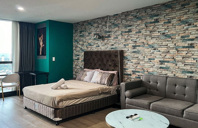 Century Spire - Photo 16