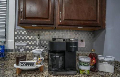 Historic Coastal Haven- Pet Friendly Fast Wi-Fi - Foto 33