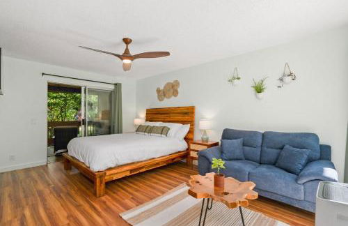 NEW Moana Retreat Studio AC, Hot Tub & Kitchenette - Foto 1