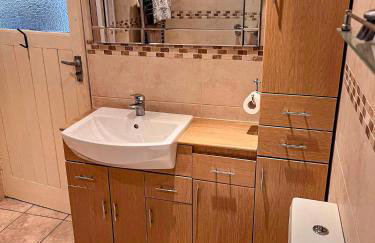 New Hall, Elland - Foto 12