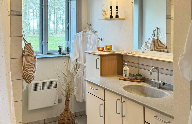 8 Person Holiday Home in Thyholm - Foto 12