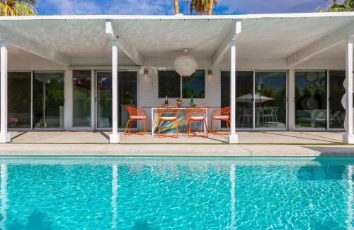 As seen on HGTV Desert Flippers The Pink Door - Foto 11