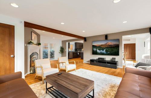 Ultimate Group Getaway Near Ferry, Hot Tub and Games - Foto 11