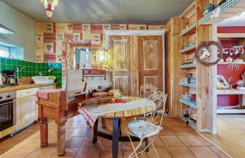 Holiday Home in Auvergne With Roofed Garden and Terrace - Foto 16