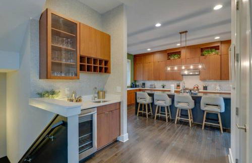 Luxury Townhome! Rooftop-Game Room! Near Broadway! - Foto 26