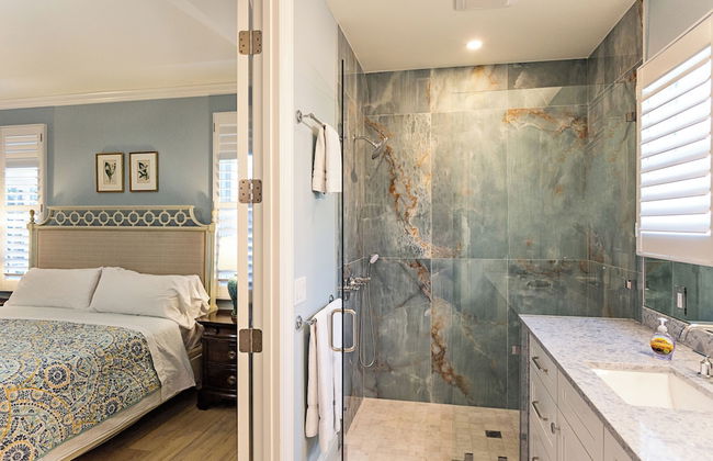 Tuscan Vacation Rental. Stylish 3-Bedroom Getaway Near Vanderbilt Beach Enjoy a Private Pool, Spacious Layout, and Modern Comforts Perfect for Families, Groups, and Pet-Friendly Stays - Foto 6