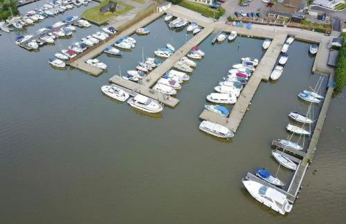Overlooking the Norfolk Broads - Foto 17