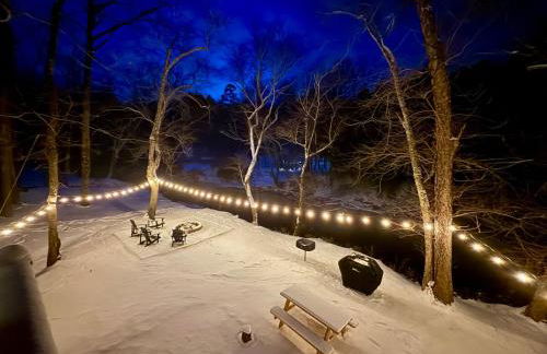 Riverfront Blue Jay Cabin - Foto 17