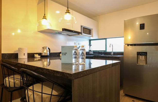 w Impressive 1BR Near Central Restaurante - Foto 4