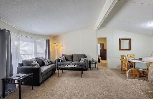 Forest Hideaway • Screened Porch • Grill - Foto 54