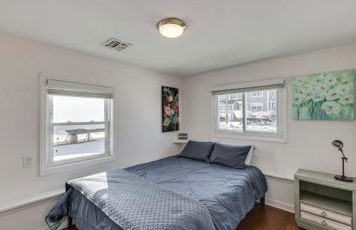 Canal-Front Backyard Oasis! Jersey Shore Retreat - Foto 11