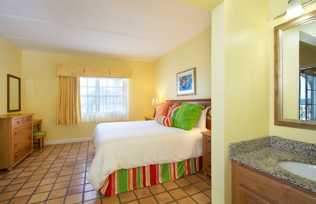 Paradise Harbour Club & Marina - Photo 3