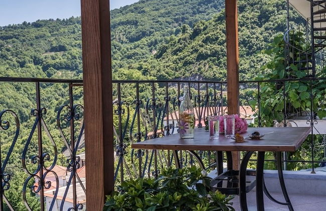 House of Gardenia - Photo 8