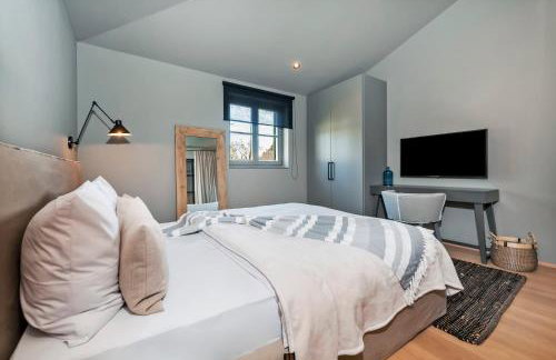 Villa Art Renata with Pool & Sauna - Photo 32