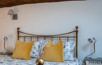 Rose Barn - Adorable country home with private pool - Foto 15