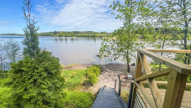 Punatulkku - Photo 4, Inside other