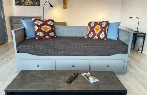 015 CHIC & COSY STUDIO 41m2 HYPERCENTRE WIFI SMART TV NETFLIX - Foto 15