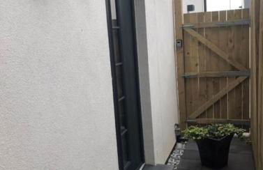 1 Bed Studio - Sleeps 4 - Parking - Wifi - Foto 12