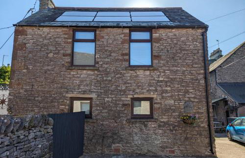 Bandroom Cottage - Photo 9