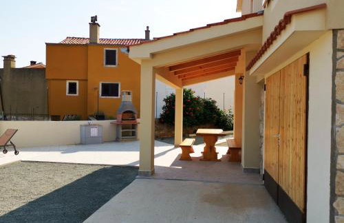 Villa Mira Garica by El-Pi Tours - Photo 11