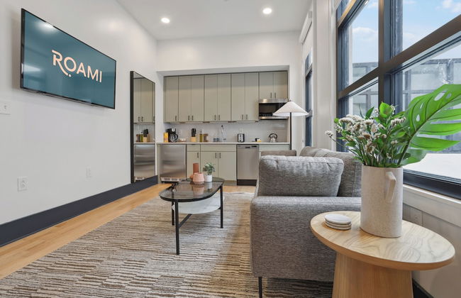 Roami at 714 Canal - Photo 39