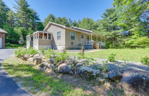 Cozy Lake Luzerne Home - 1 Mi to Wayside Beach! - Foto 14