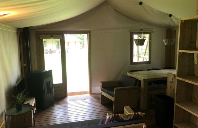 Four Season Lodge 6 - Photo 15