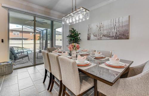 Relax, Play, Swim Luxe Haines City Home with Lanai! - Foto 7